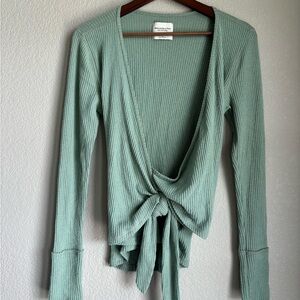 Abercrombie and Fitch Top - Green - Size M.
